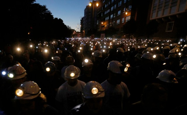 TOPSHOTS Spanish coal miners demonstrate
