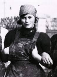 scottish herring women